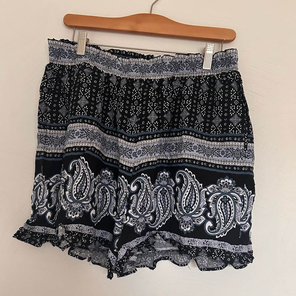 Pattern Shorts - image 1